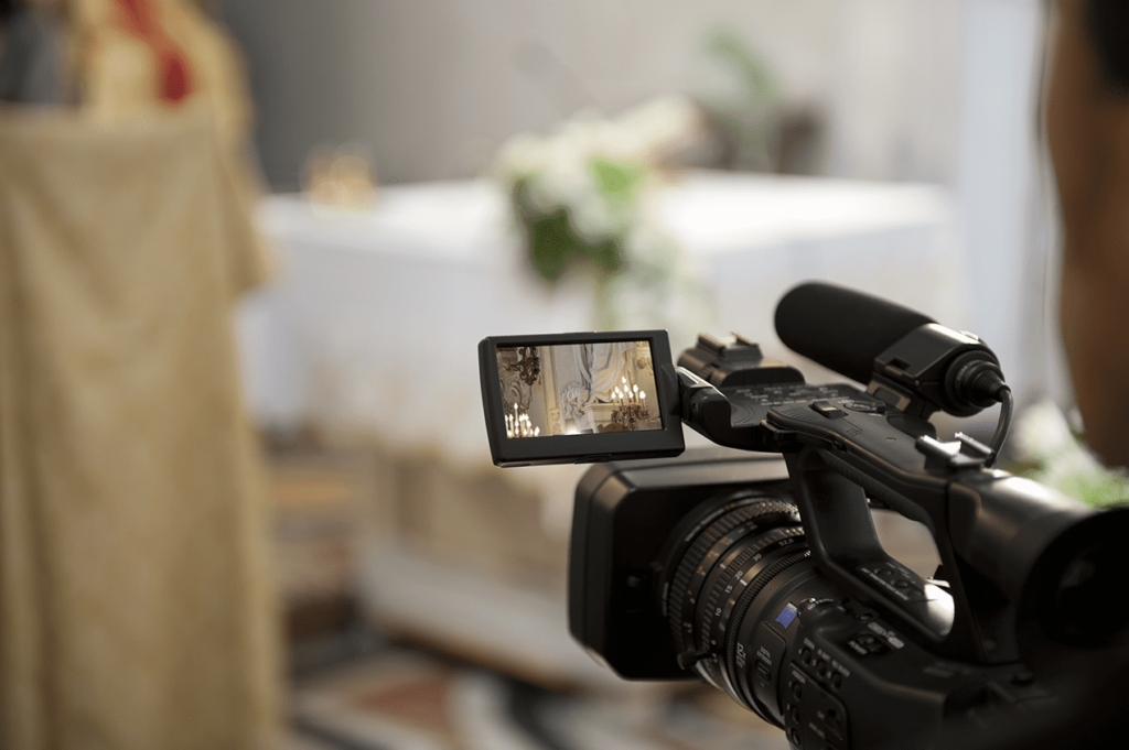 riprese e montaggio di filmati indirizzati alle TV